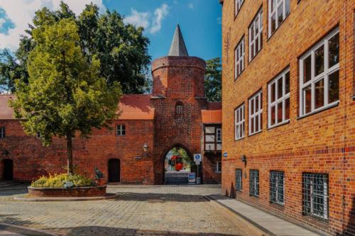 Stadtmauer / Cottbuser PostkutscherMauerstraße 4-11